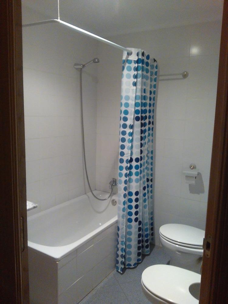 Hostal Miraflor De Las Cadenas Cuacos De Yuste Luaran gambar